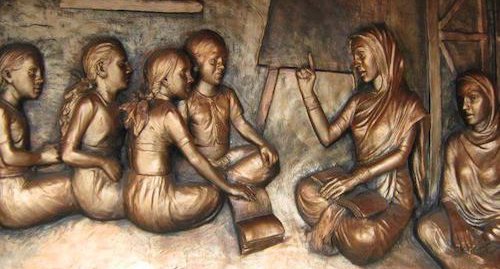 Savitribai Phule Teaching Students